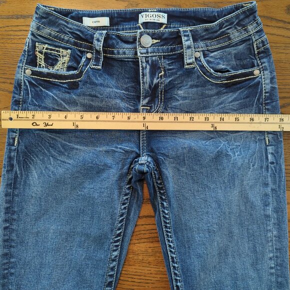 Vigoss Denim Capri Jeans‎ size 4 With Embroidered Pockets & Sequins Details - Picture 11 of 13